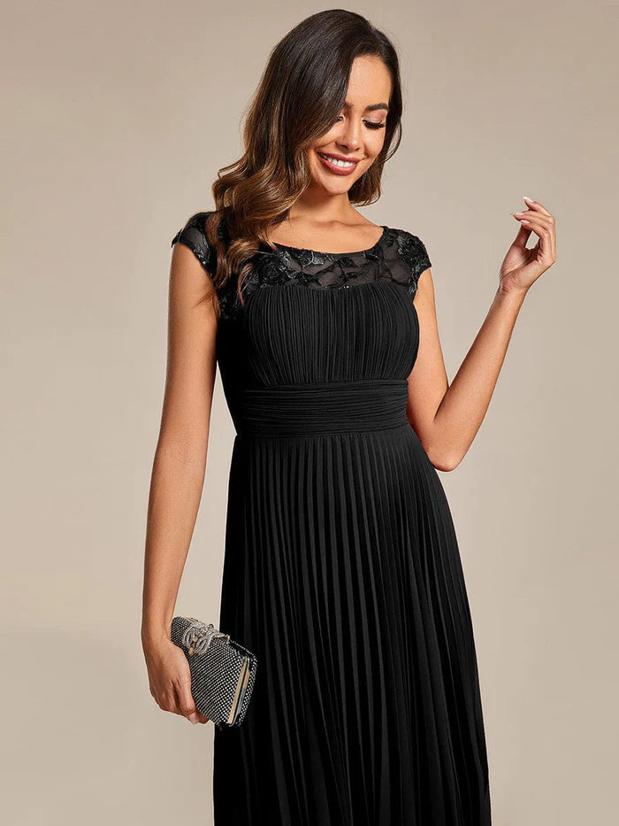 Plus-Size Women's Clothing A-Line Pleated Chiffon Wedding Guest Dress with Round Neckline and Cap Sleeves