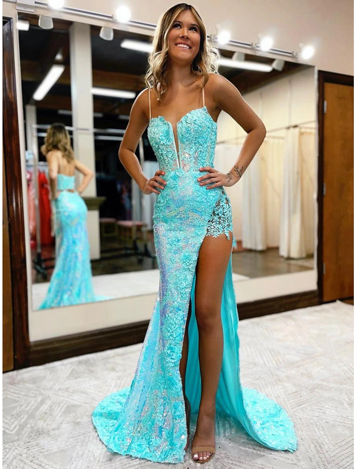 Women's Timeless Attire Mermaid / Trumpet Prom Dresses High Split Dress Formal Wedding Party Court Train Sleeveless V Neck Sequined with Slit Appliques