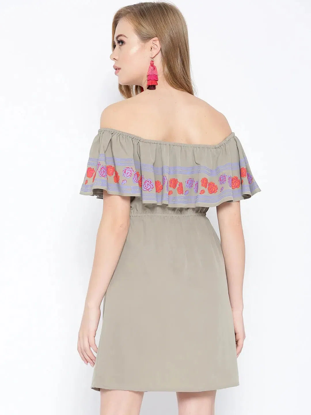 Women's Chic Outfit Off shoulder mini dress with print on the frill in Taupe Color