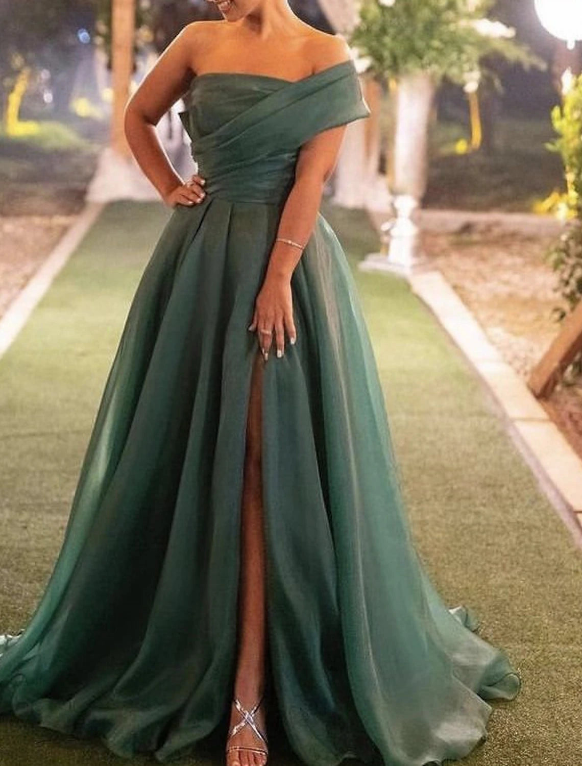 Chic Women's Garments A-Line Evening Gown Christmas Red Green Dress Wedding Guest Prom Sweep / Brush Train Short Sleeve One Shoulder Organza with Ruched Slit