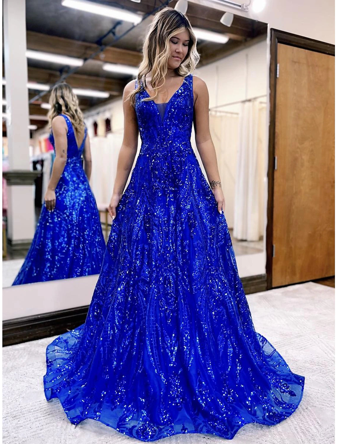 Women's Outerwear Attire A-Line Prom Dresses Sparkle & Shine Dress Formal Wedding Party Floor Length Sleeveless V Neck Sequined V Back with Sequin