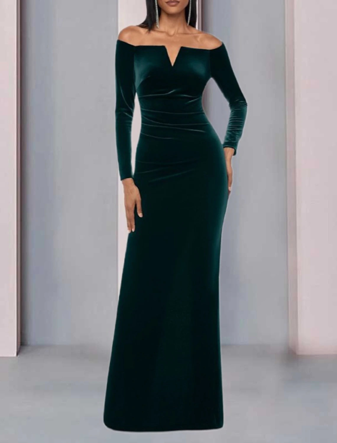 Classic Women's Apparel A-Line Mother of the Bride Dress Formal Wedding Guest Party Elegant Off Shoulder Floor Length Velvet Long Sleeve with Ruched