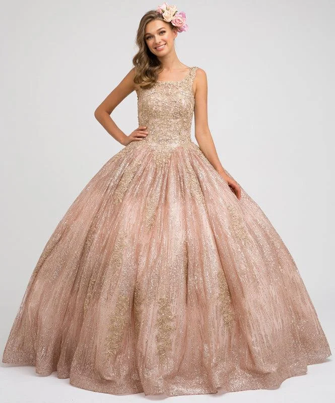 Fashionable Women's Clothing Long Off Shoulder Quinceanera Ball Gown