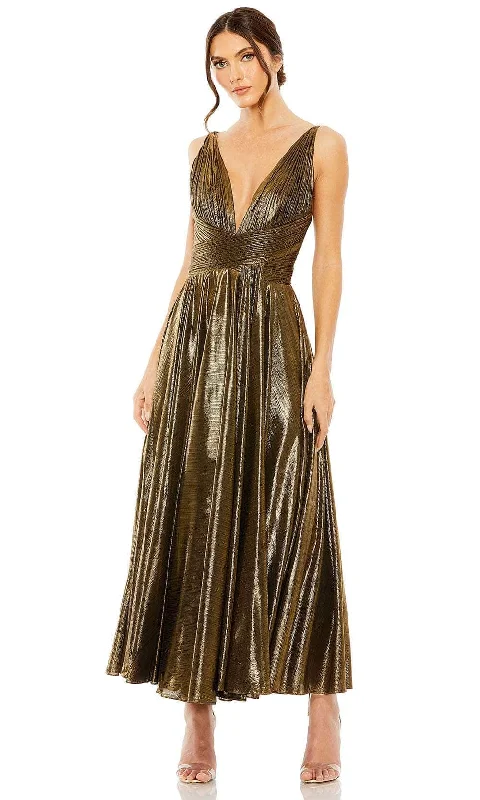 Women's Vacation Clothes Ieena Duggal 30761 - Metallic Plunging V-Neck Prom Gown