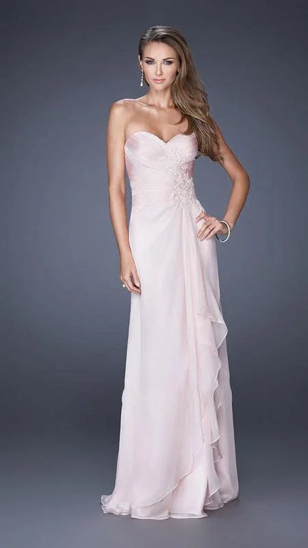 Women's Athletic Apparel La Femme 20479 Jeweled Lace Applique Sweetheart Gown - 1 pc Blush in Size 6 Available