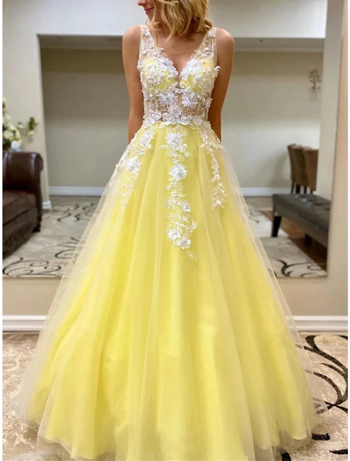 Women's Elegant Formal Outfit A-Line Prom Dresses Vintage Dress Formal Wedding Party Floor Length Sleeveless V Neck Tulle V Back with Beading Appliques