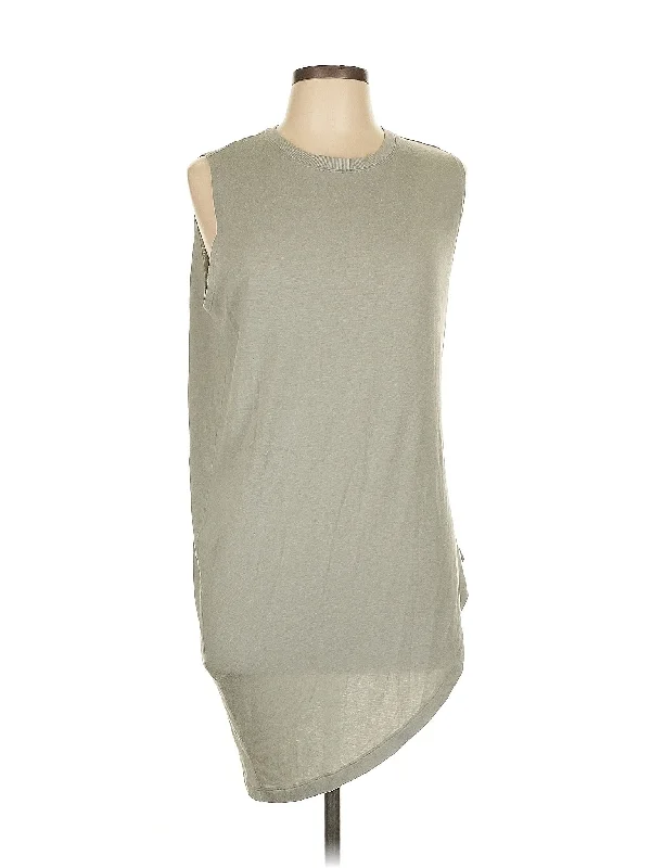 Women's Transitional Attire Sleeveless T Shirt