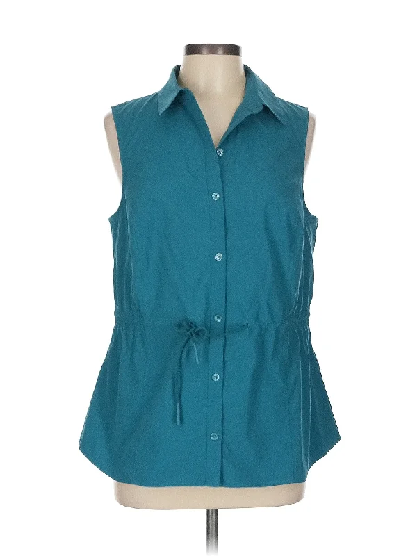 Charming Women's Holiday Apparel Sleeveless Blouse